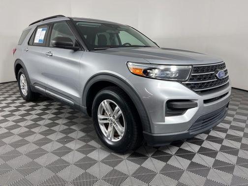 Silver Metallic 2020 Ford Explorer XLT
