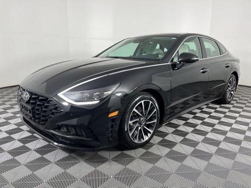 2022 Hyundai SONATA Limited