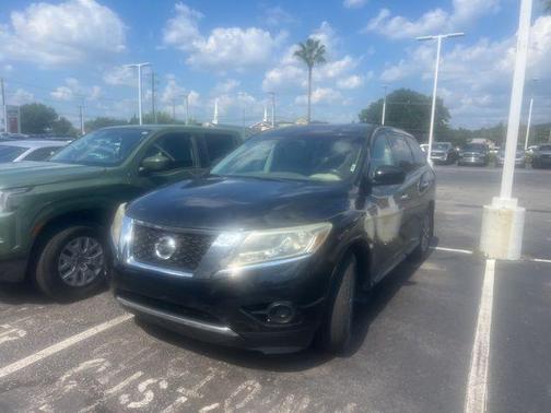 2014 Nissan Pathfinder S