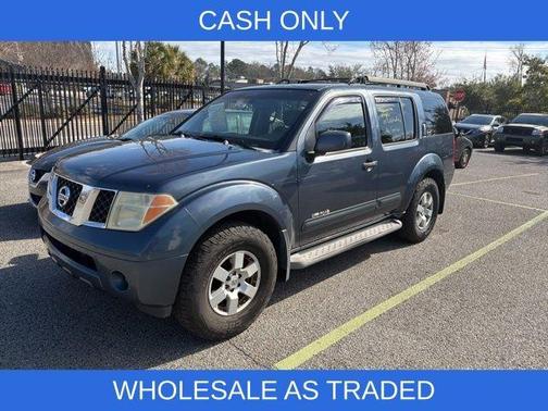 2005 Nissan Pathfinder SE