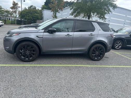 2022 Land Rover Discovery Sport SE