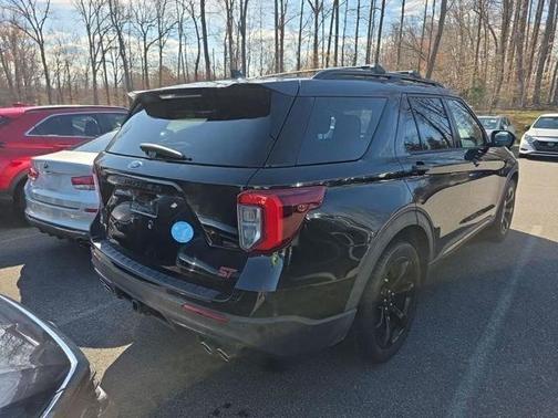 Black Metallic 2020 Ford Explorer ST