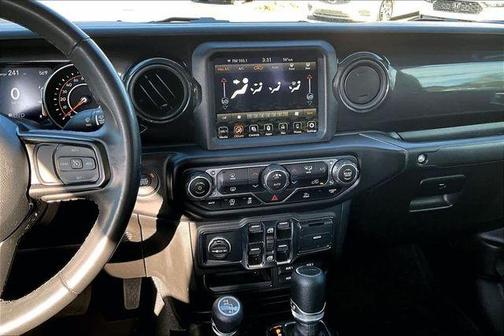 2022 Jeep Gladiator Sport