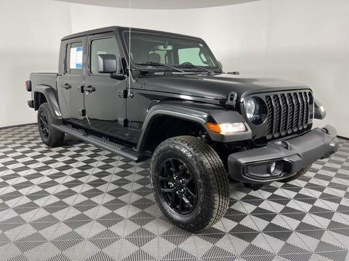 2022 Jeep Gladiator Sport