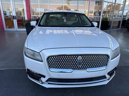 2017 Lincoln Continental Premier