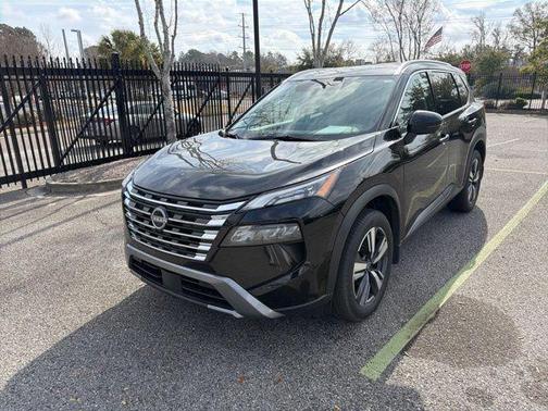 2025 Nissan Rogue SL