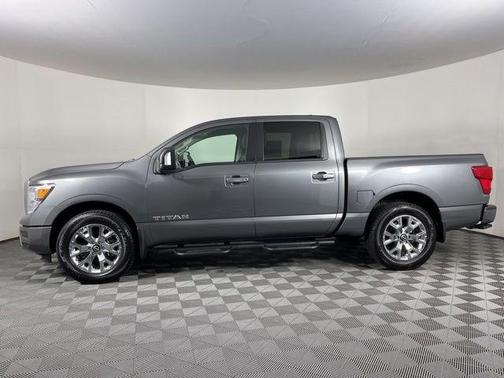 2024 Nissan Titan SV