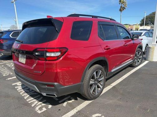 2025 Honda Pilot Touring