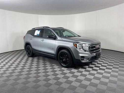 2023 GMC Terrain AT4