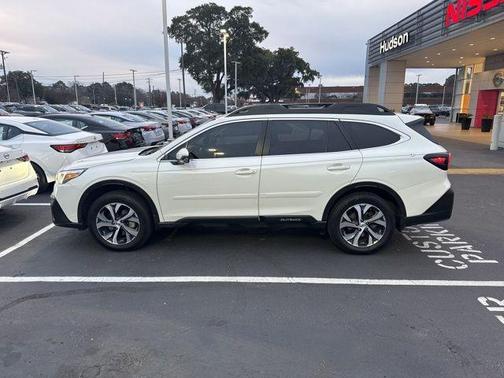 2022 Subaru Outback Limited XT