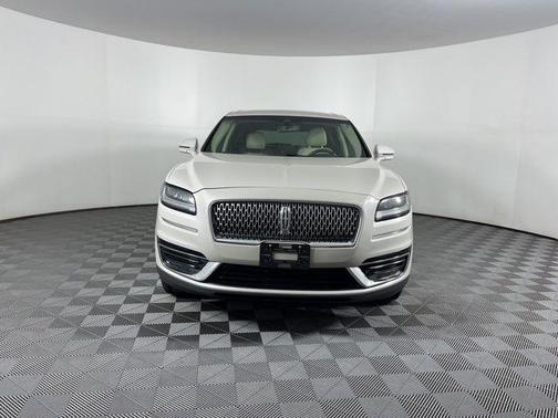 2019 Lincoln Nautilus Select