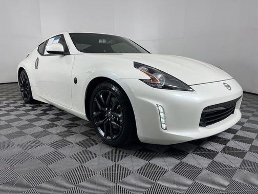 2020 Nissan 370Z Base