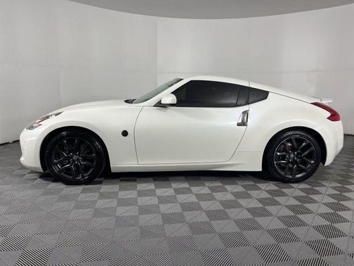 2020 Nissan 370Z Base