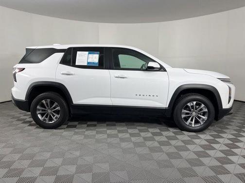 Summit White 2025 Chevrolet Equinox LT