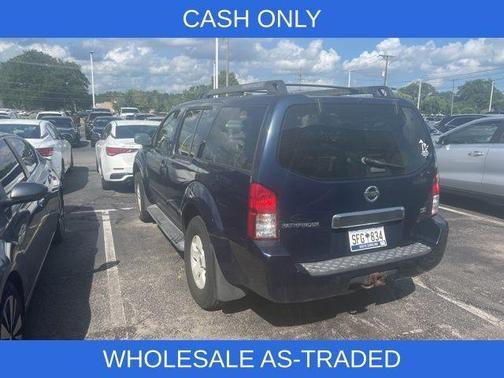 2006 Nissan Pathfinder SE
