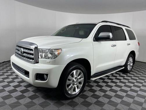 Blizzard Pearl 2017 Toyota Sequoia Platinum