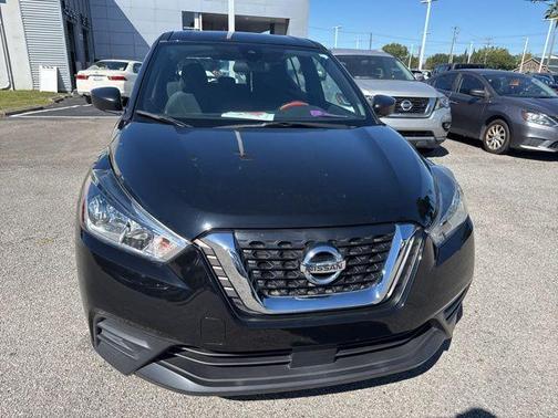 2020 Nissan Kicks S