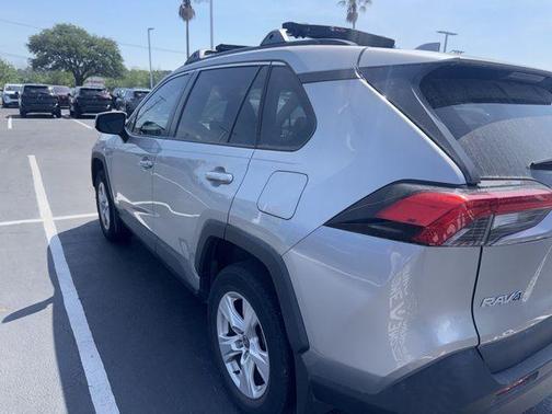 Silver Sky Metallic 2021 Toyota RAV4 XLE