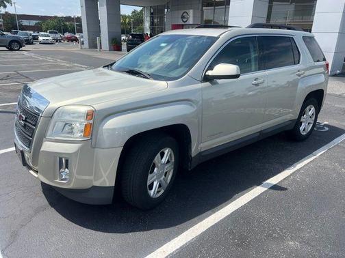 Champagne Silver 2014 GMC Terrain SLE-2