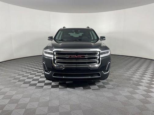 2022 GMC Acadia SLT