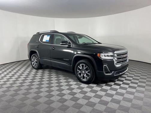 2022 GMC Acadia SLT