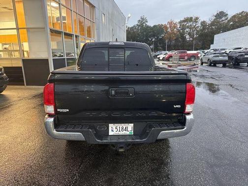 2017 Toyota Tacoma SR5