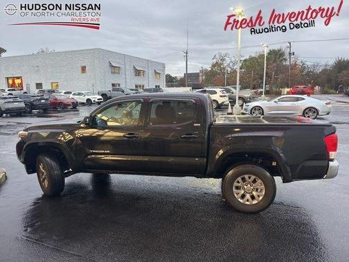2017 Toyota Tacoma SR5