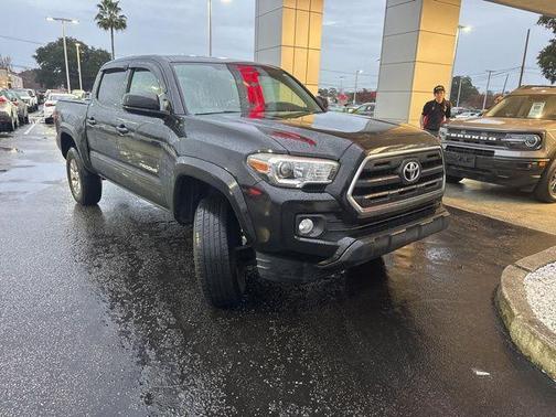 2017 Toyota Tacoma SR5