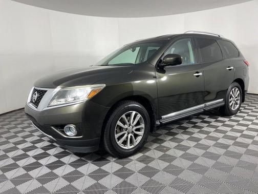 2016 Nissan Pathfinder SL