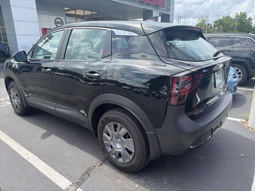 Super Black 2026 Nissan Kicks S