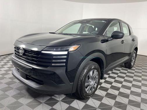 Super Black 2026 Nissan Kicks S