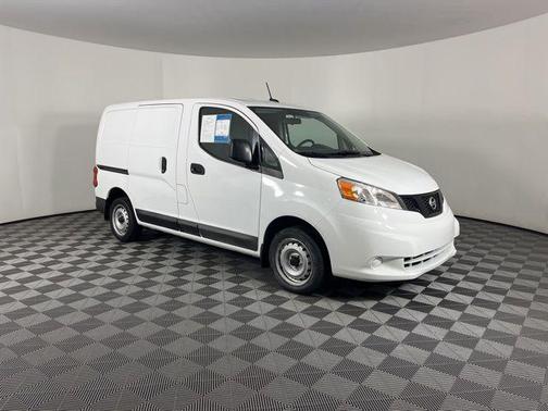 2021 Nissan NV200 S