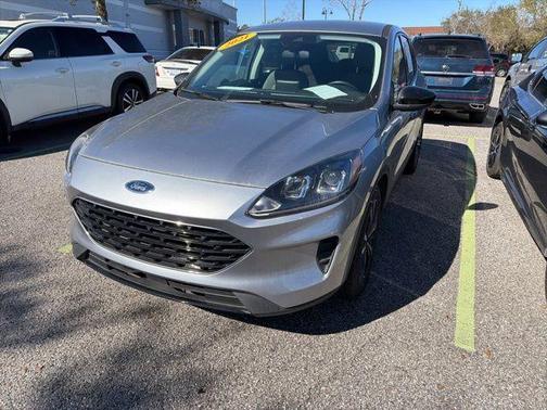 2021 Ford Escape SE