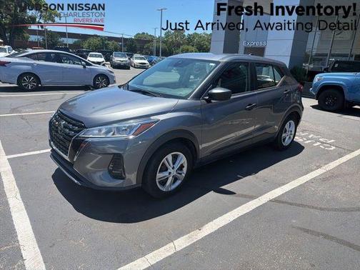 Gun Metallic 2021 Nissan Kicks S