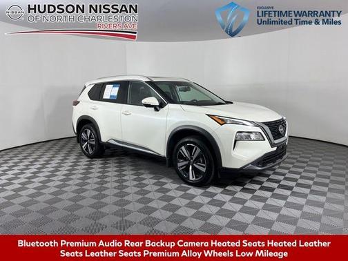 2022 Nissan Rogue SL