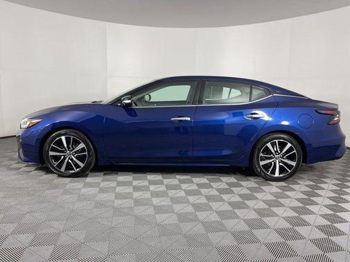 2023 Nissan Maxima SV