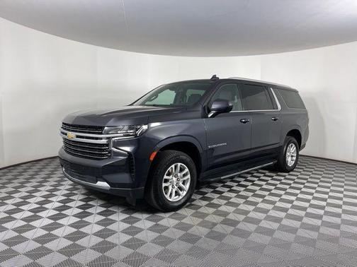 2023 Chevrolet Suburban LT