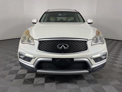 2017 INFINITI QX50 Base