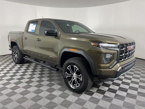 2024 GMC Canyon AT4