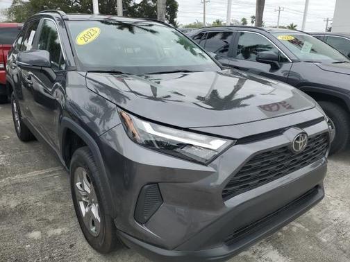 2023 Toyota RAV4 XLE