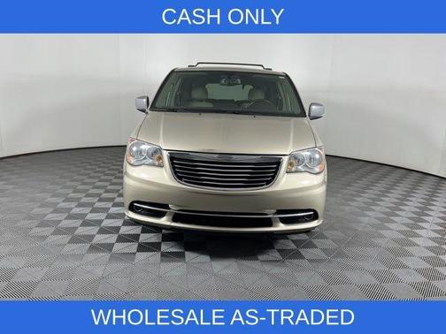 2015 Chrysler Town & Country Touring-L