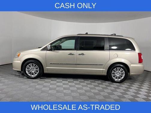 2015 Chrysler Town & Country Touring-L