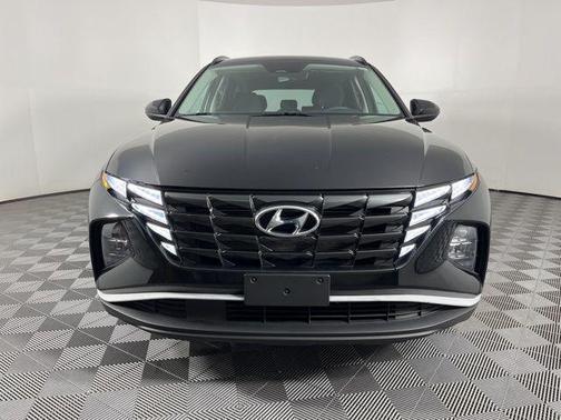 Black Pearl 2024 Hyundai TUCSON SEL