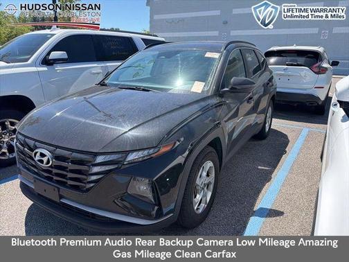 Black Pearl 2024 Hyundai TUCSON SEL