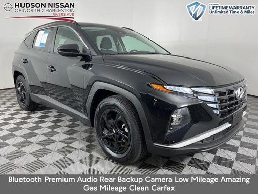 Black Pearl 2024 Hyundai TUCSON SEL