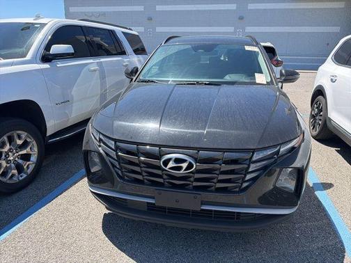 Black Pearl 2024 Hyundai TUCSON SEL