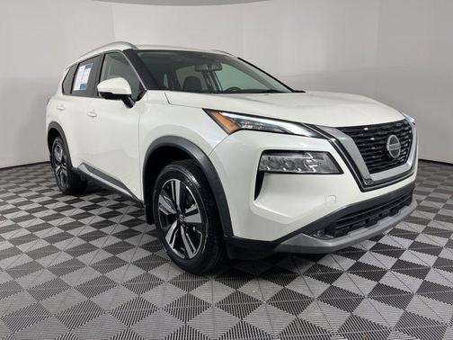 2021 Nissan Rogue SL