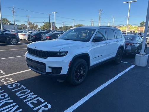 2024 Jeep Grand Cherokee L Laredo