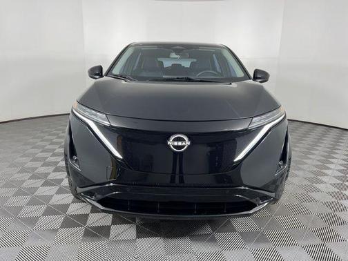 Black Diamond Pearl 2023 Nissan ARIYA ENGAGE