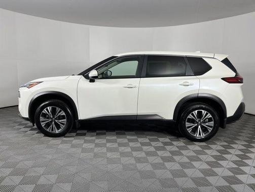 White 2023 Nissan Rogue SV
